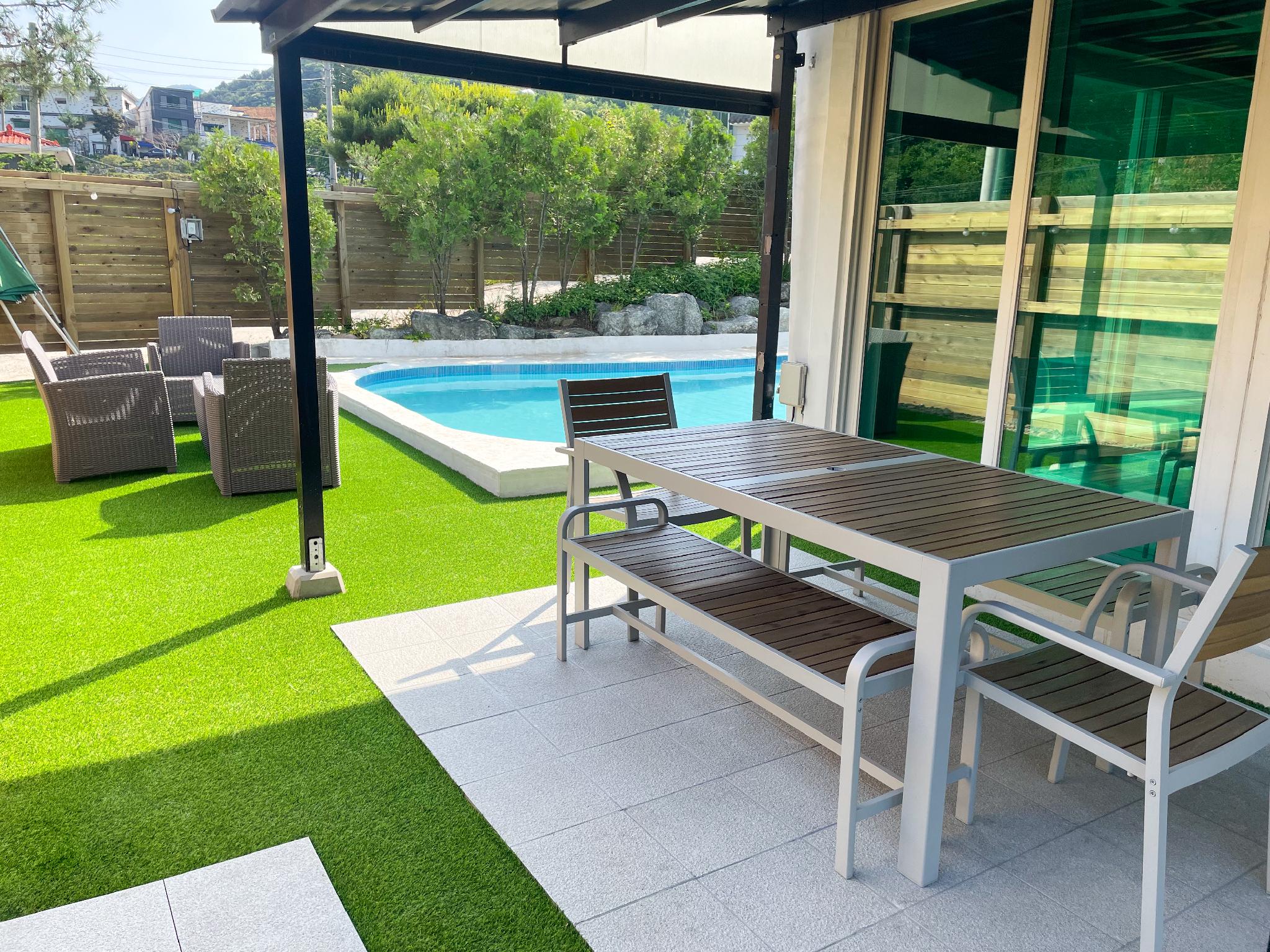 Gapyeong All That Water Pool Villa 32/41