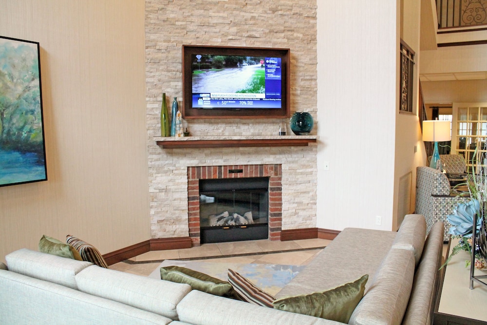 Holiday Inn Express Hotel Suites Cape Girardeau I 55 39/60