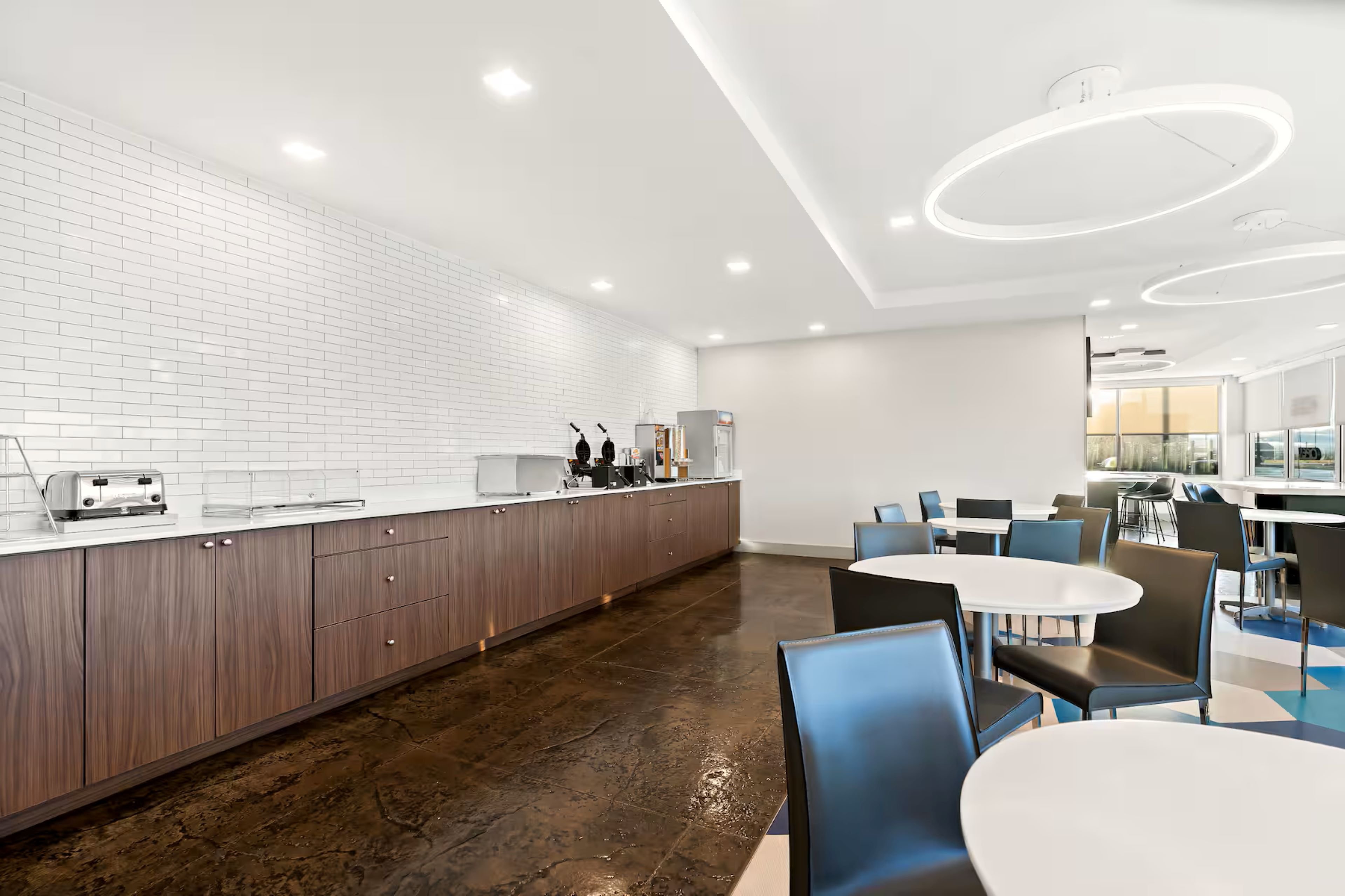 Microtel Inn & Suites By Wyndham George 32/42