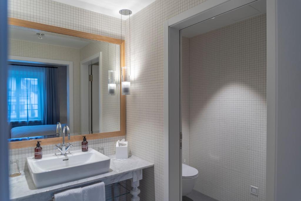 لوفت بريميوم، Caspar Swiss Quality Hotel 5/6