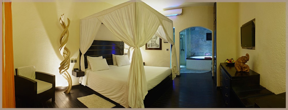 The Rhino Resort Hotel Spa 39/48