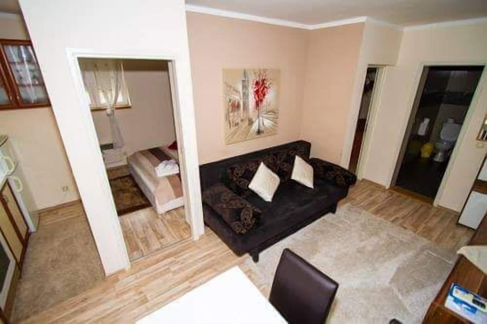 Villa Vanilla 23/50