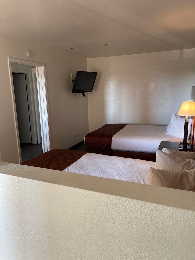 Motel6 Tempe, AZ – Elliot Road 18/40