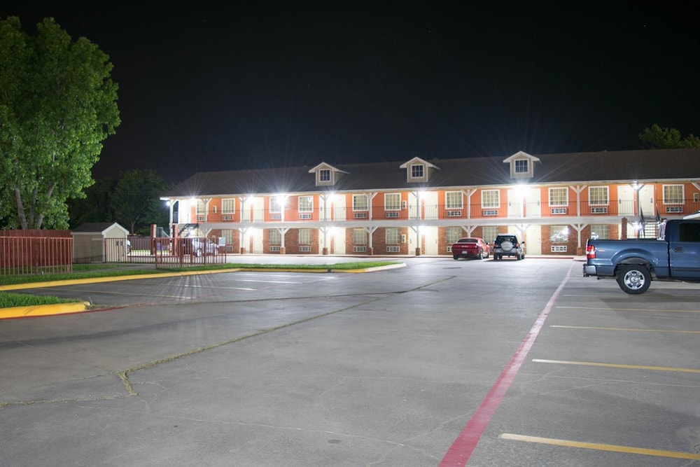 Countryside Inn 44/49