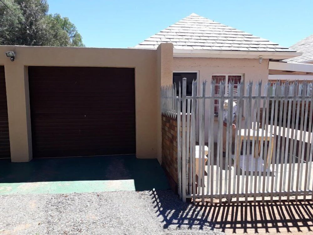 Padlangs Self Catering 1/47