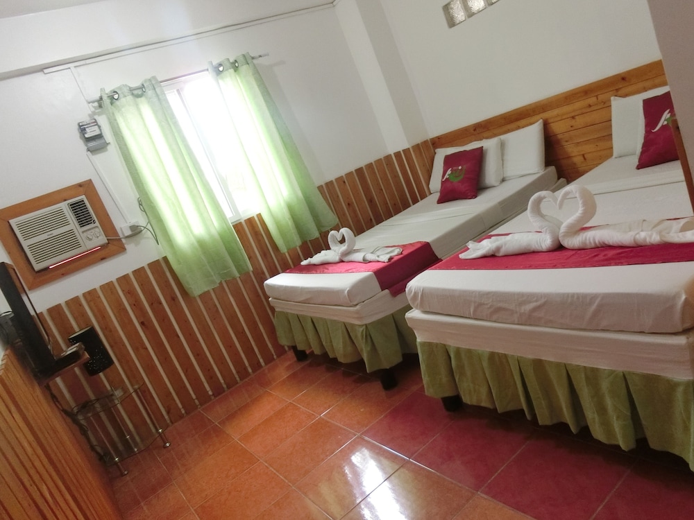 Axis Pension Hotel 15/50