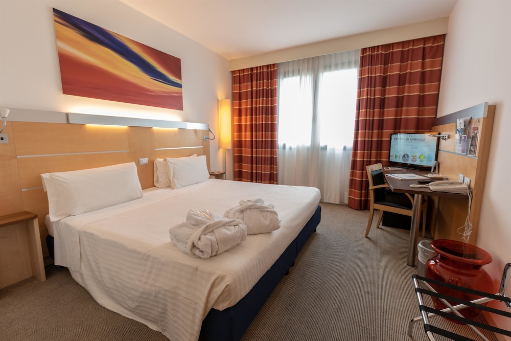Best Western Palace Inn 15/39