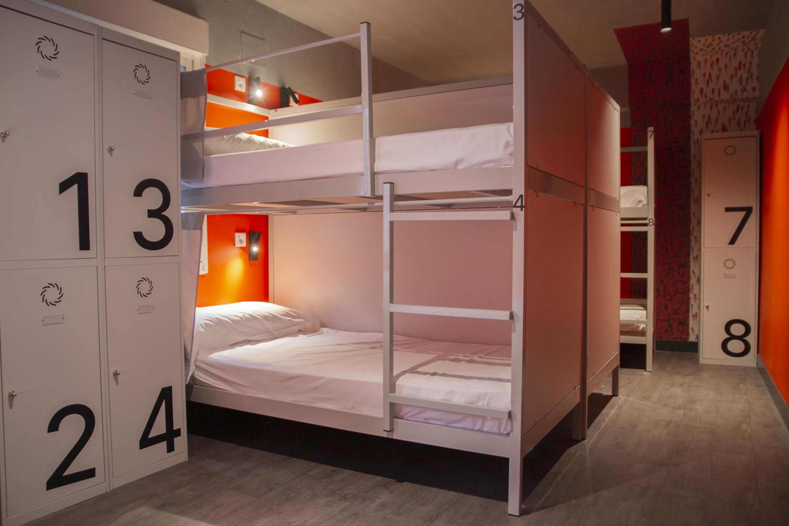 Mixed Dorm, 15 Beds
