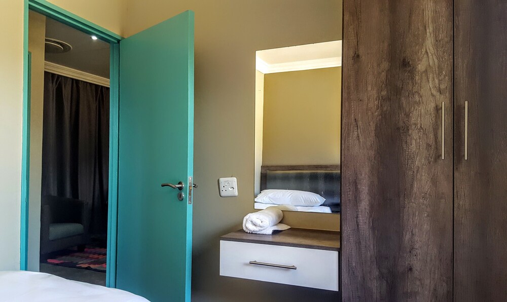 Sangiro Game Lodge 49/50