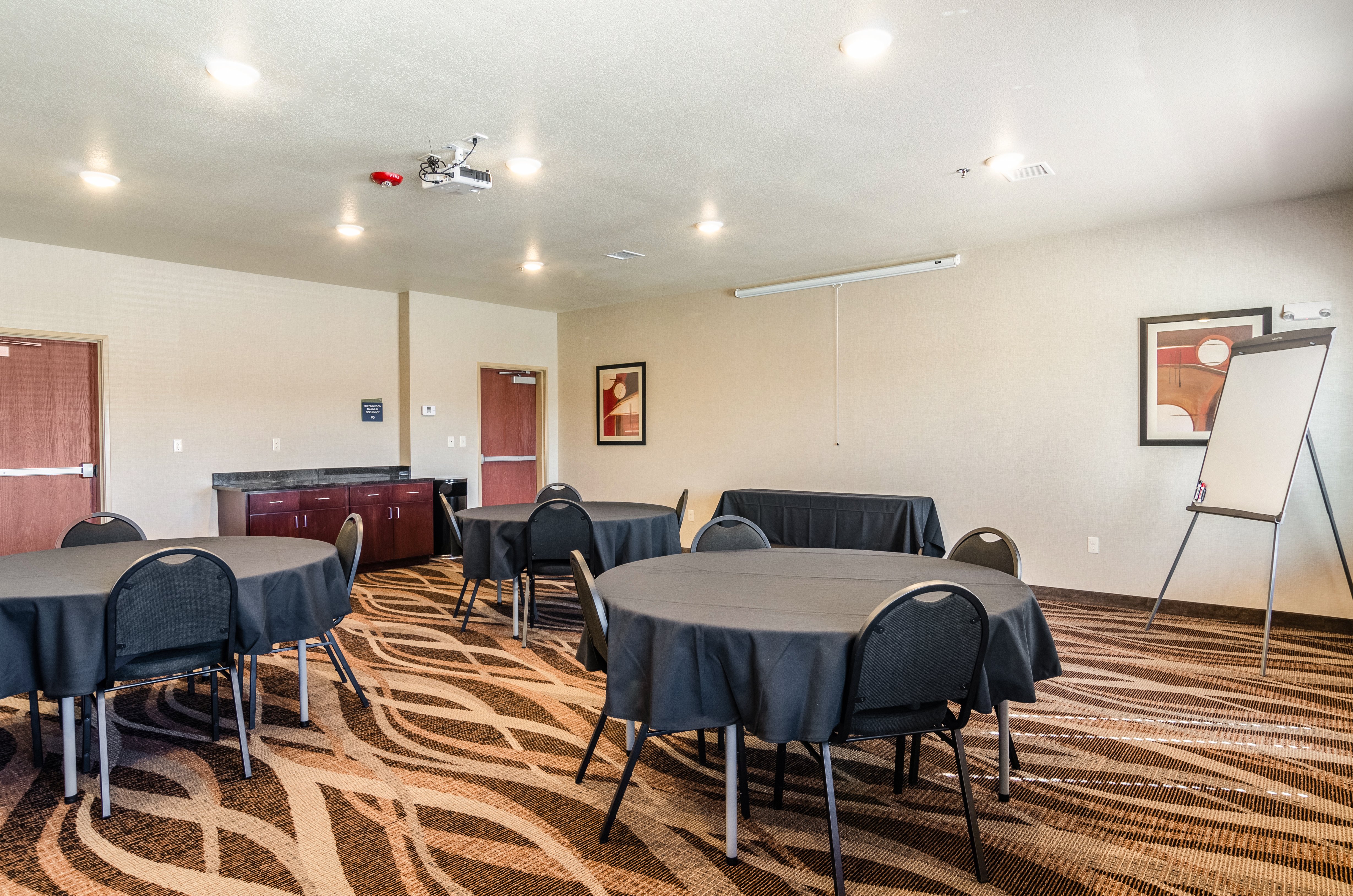 Cobblestone Hotel & Suites - Gering / Scottsbluff 22/26