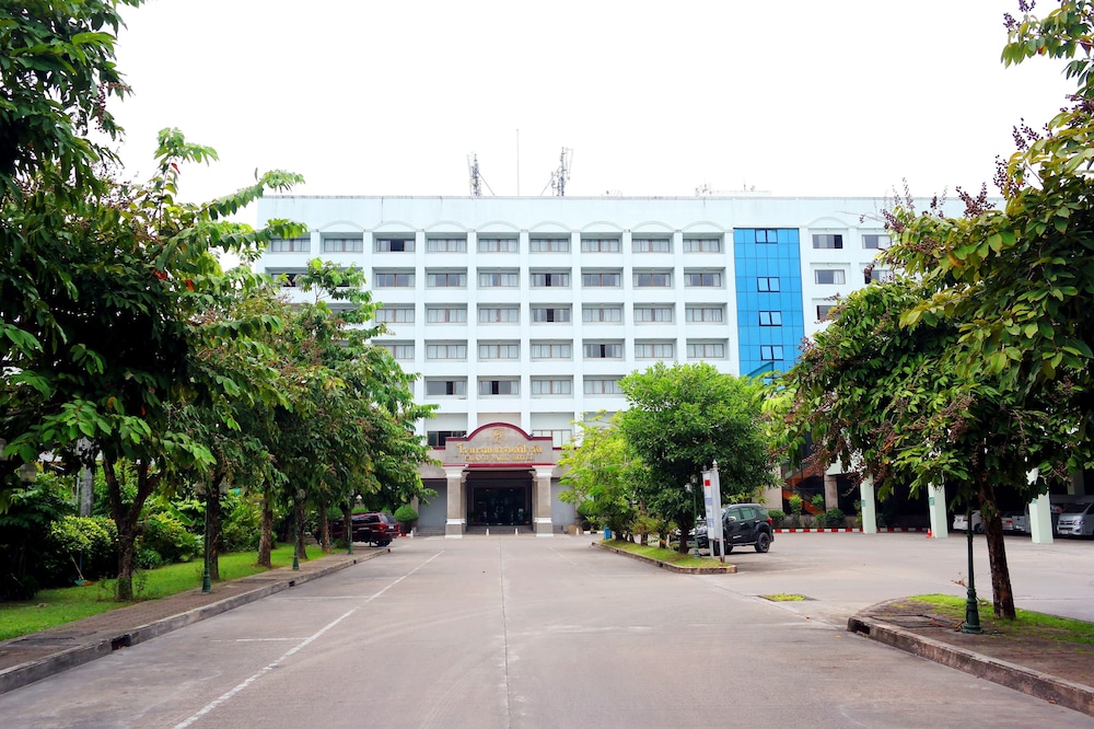 Grand Park Hotel 67/69