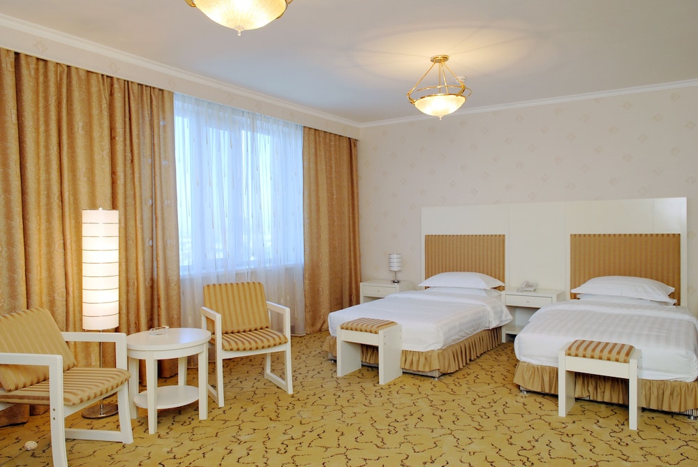 G Empire Hotel 32/66