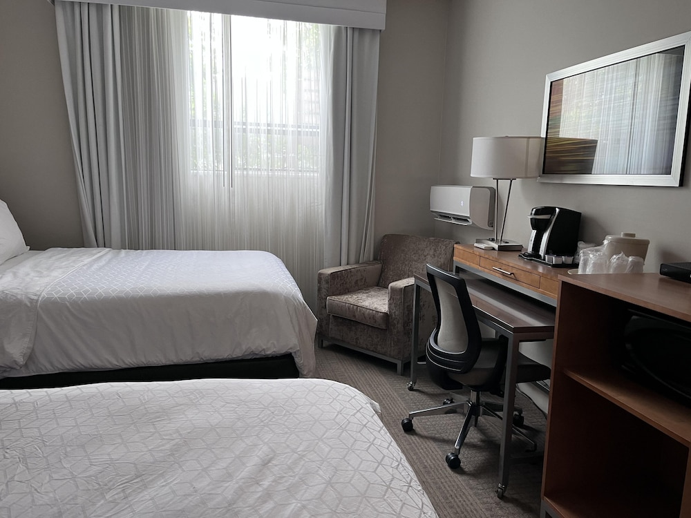 Holiday Inn Express Kamloops 39/74