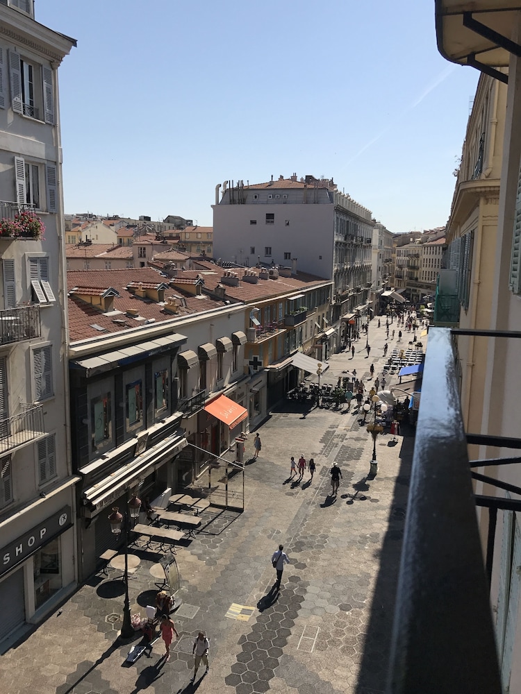 Boutique Hotel Neptune Nice 24/30
