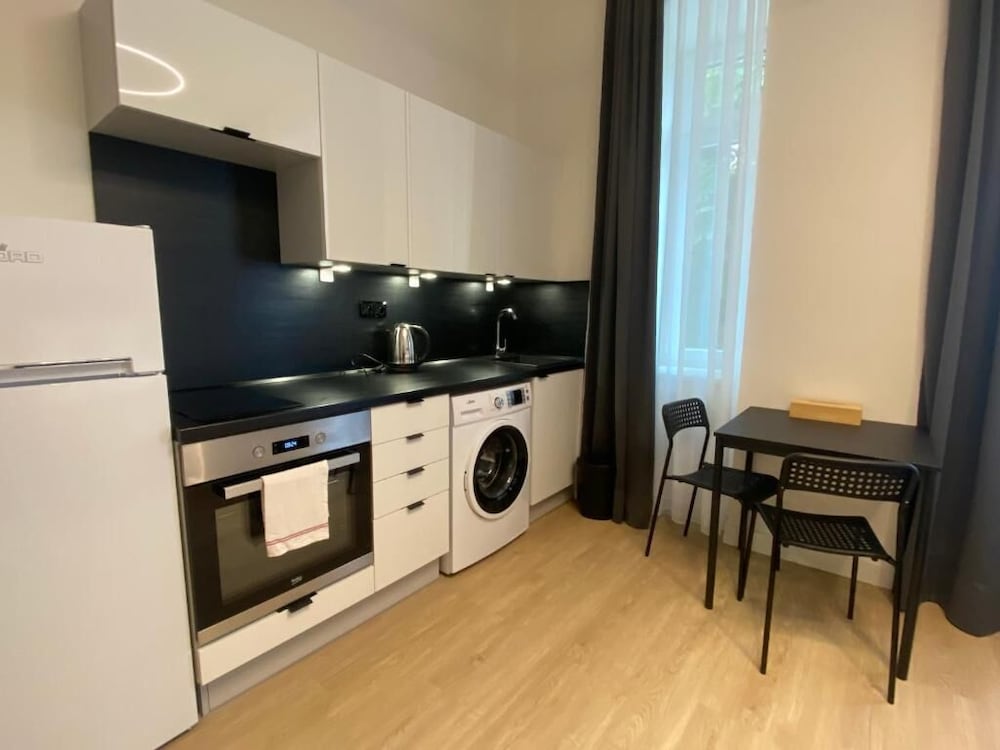 Figaro Suites 31/43
