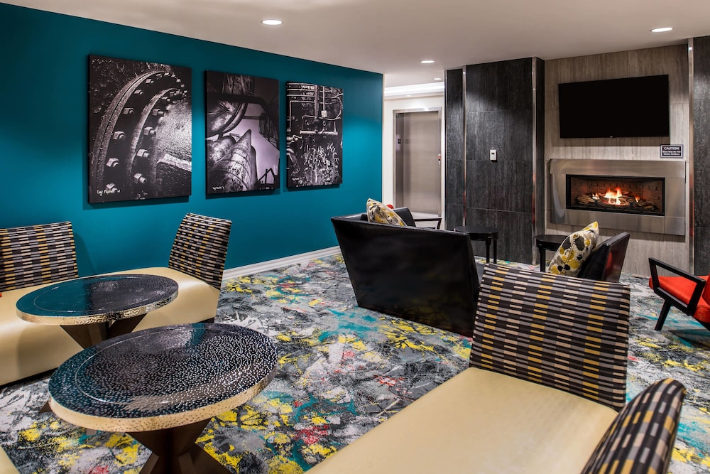 Residence Inn Pittsburgh Oakland University Place 40/48