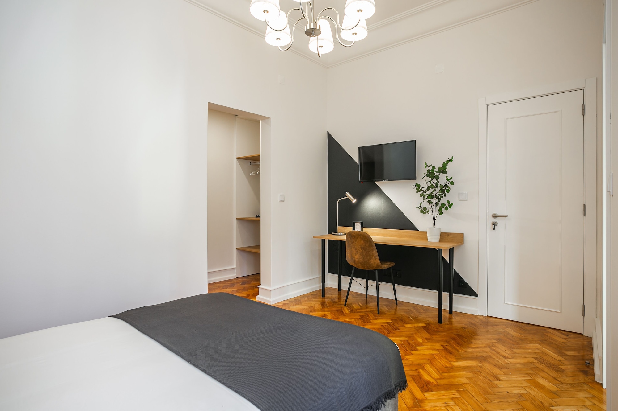 CITY, SUITE, DOUBLE BED, PRIVATE BATHROOM