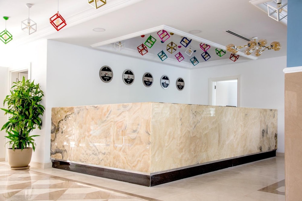 Crystal World Of Colours Comfort Collection酒店(Crystal World Of Colours Comfort Collection) 图片4
