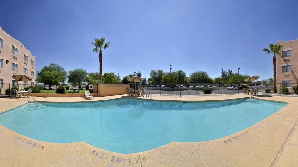 Super 8 by Wyndham Yuma 1/24