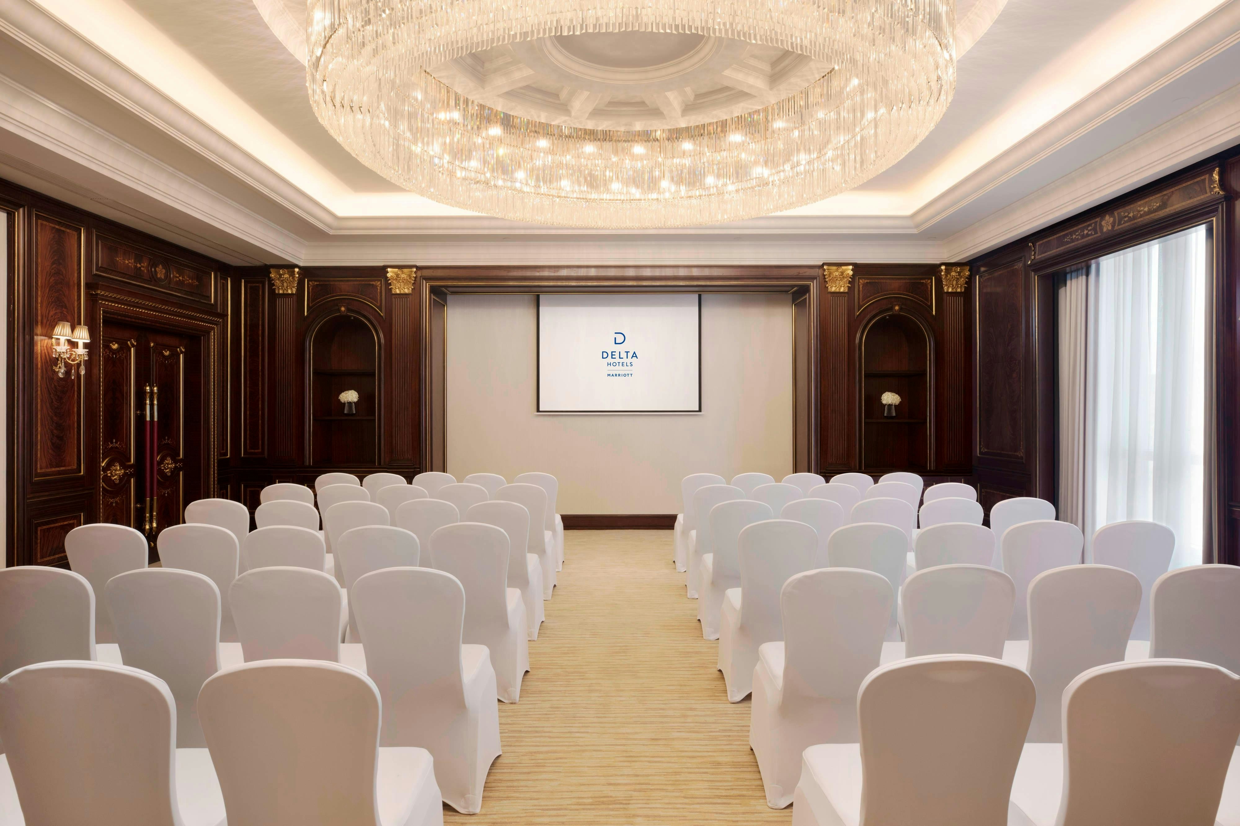 Delta Hotels By Marriott Shanghai Baoshan 12/19