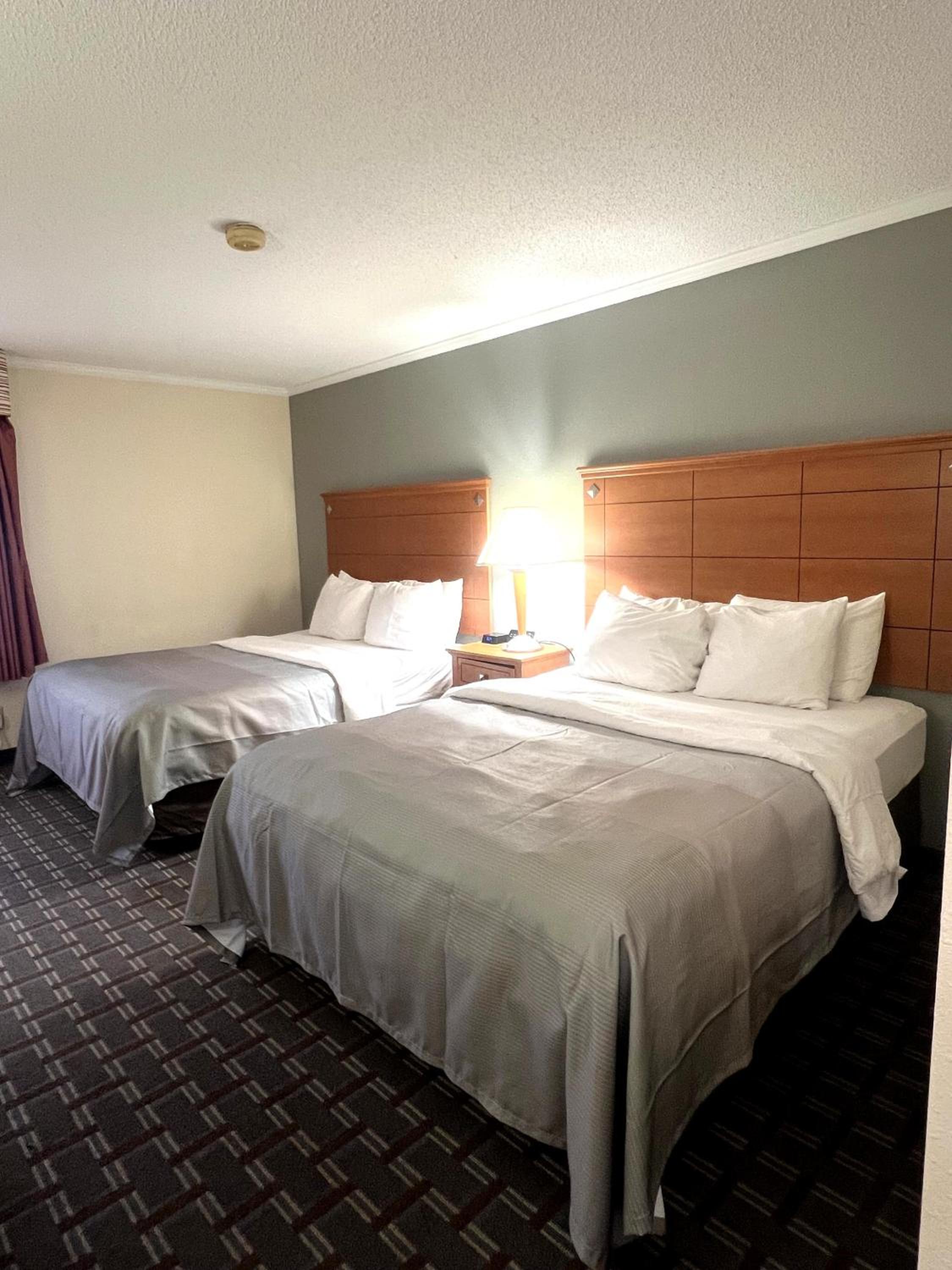 ROOM, 2 QUEEN BEDS