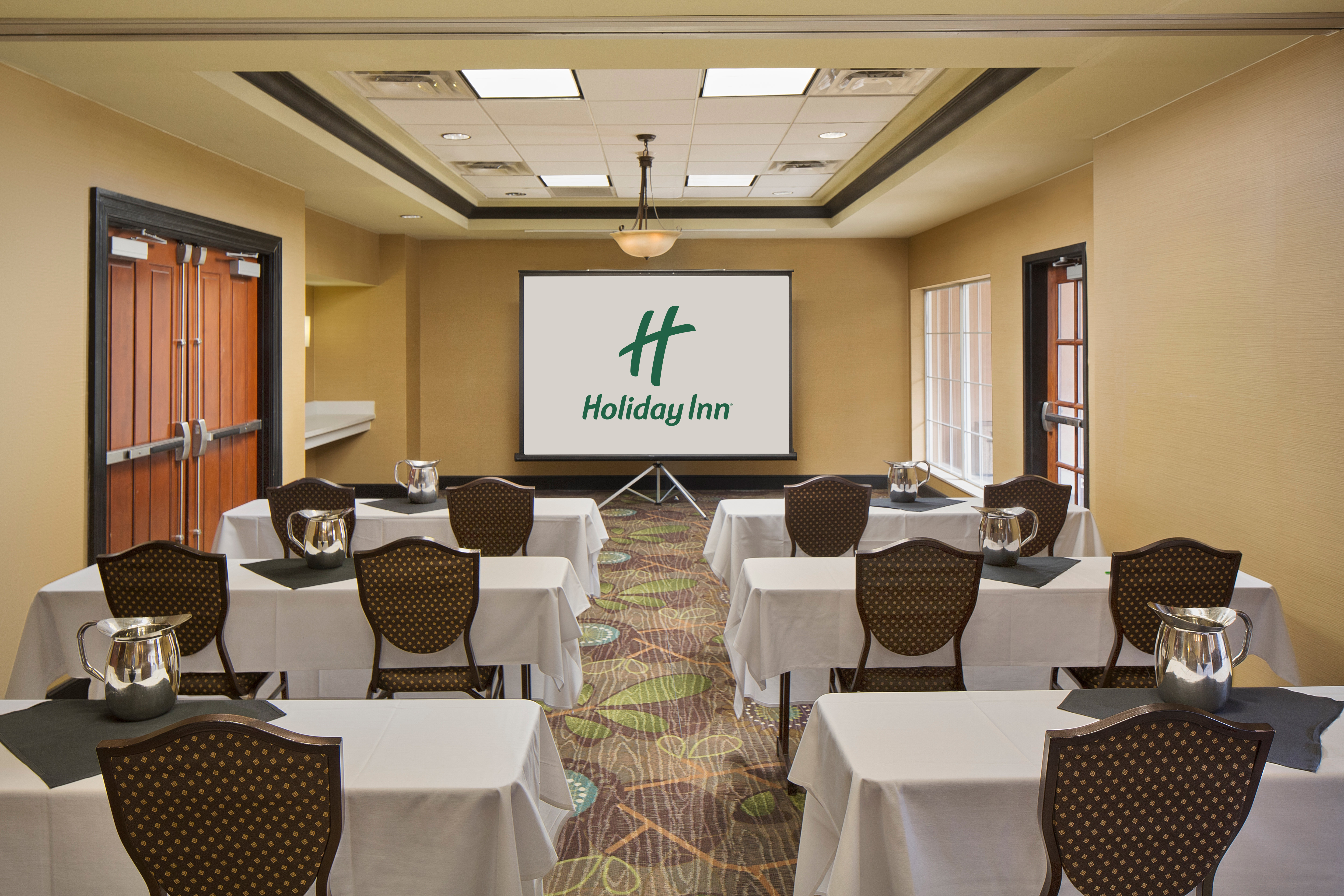 Holiday Inn Grand Rapids - Airport 22/24