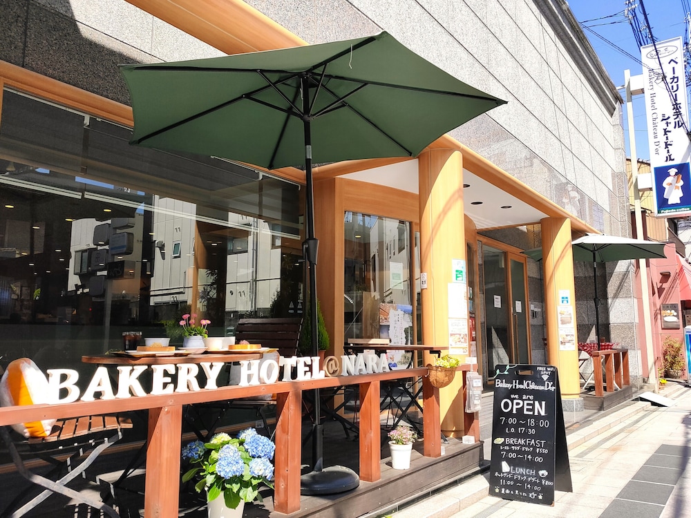 Bakery Hotel Chateaudor 6/62