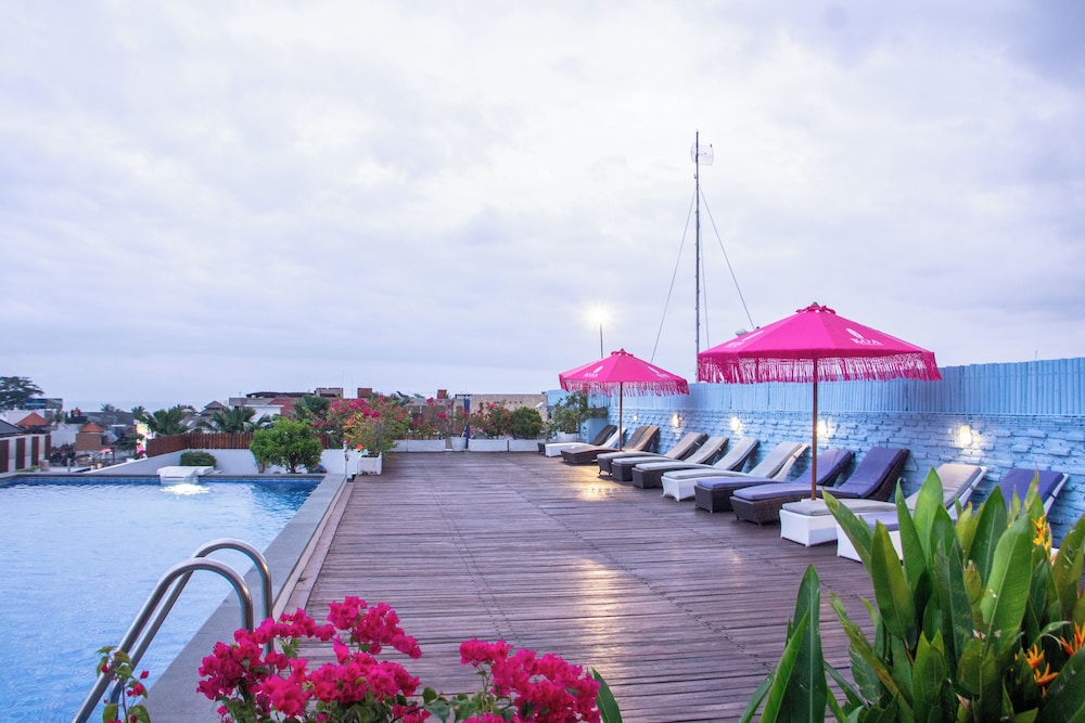 Koa D Surfer Hotel 5/50