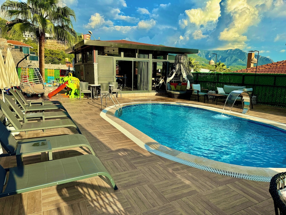 Alanya Polat Holiday Village 28/30