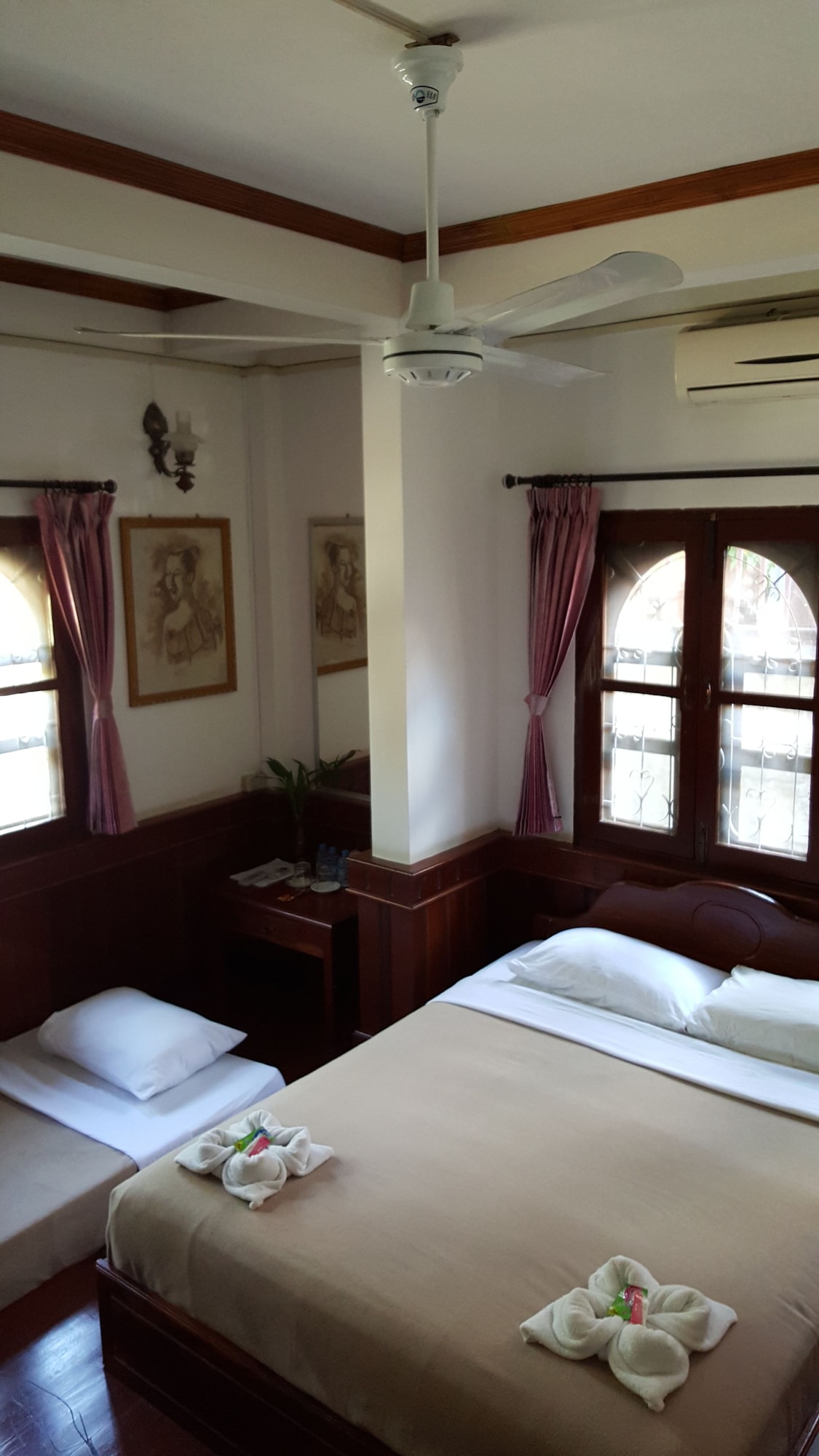BASIC, TWIN BEDS