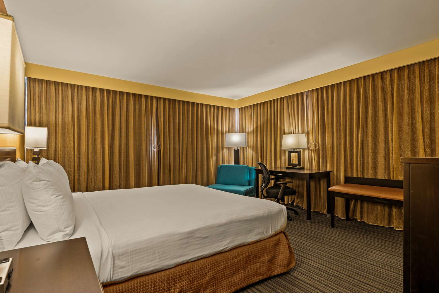 Best Western The Plaza Hotel Honolulu Airport 14/30