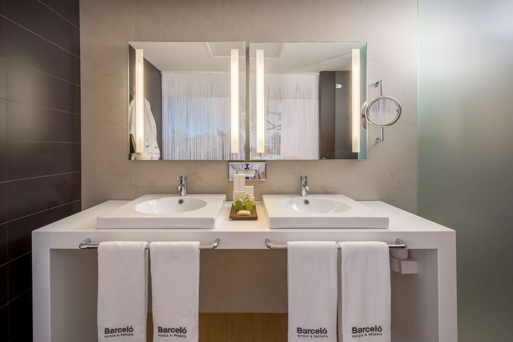 Barcelo Malaga 58/72