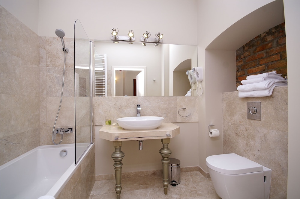 غرفة ديلوكس بسريرين منفصلين، Hotel Kolegiacki 6/6