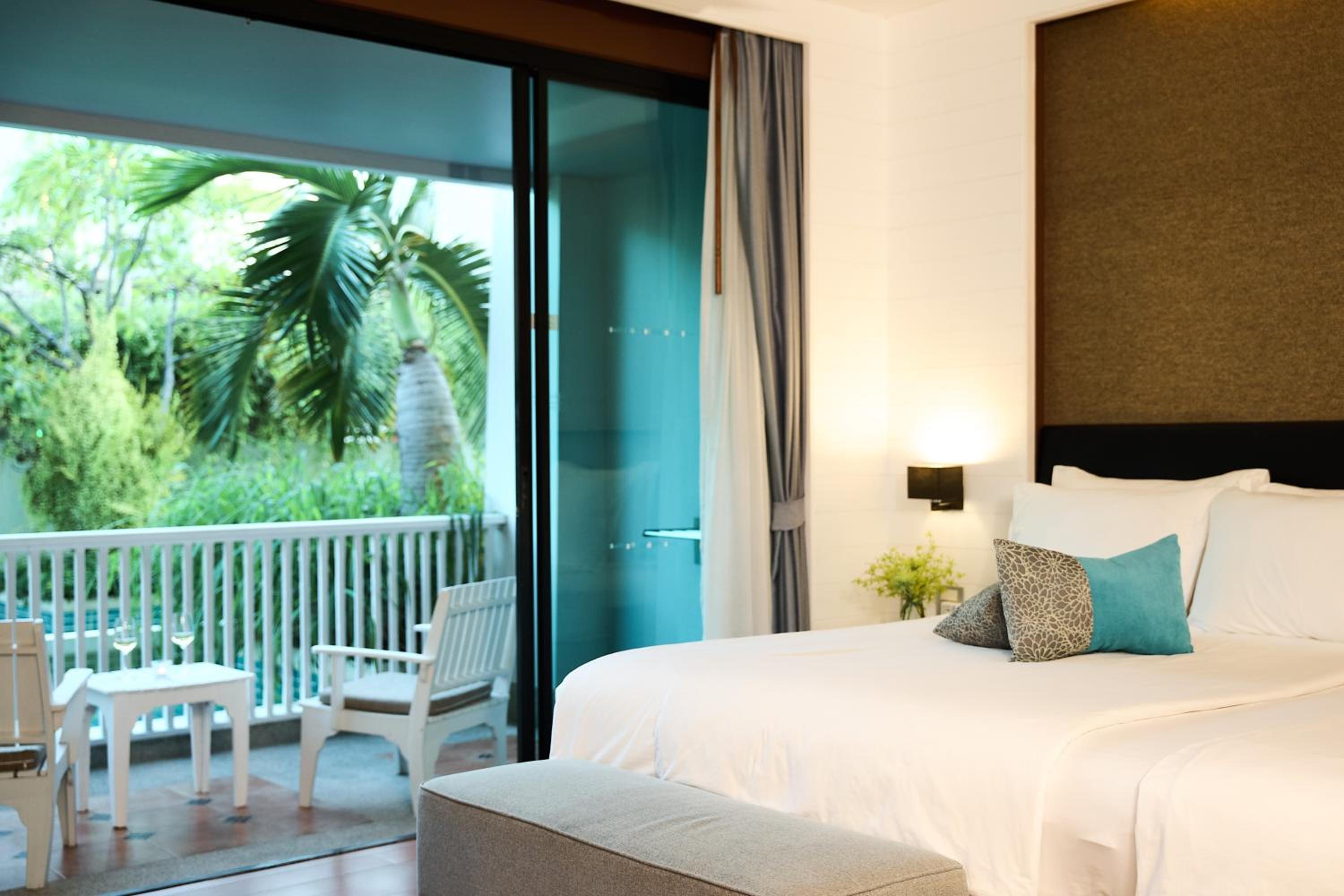 Mini, Suite, Balcony