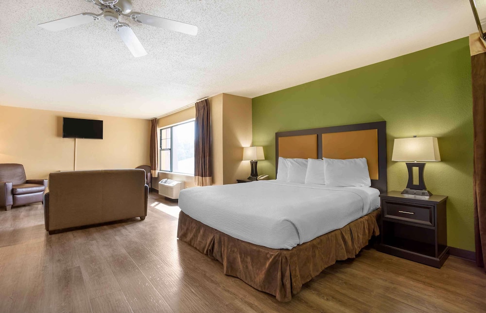 Extended Stay America Suites Somerset Franklin 13/50