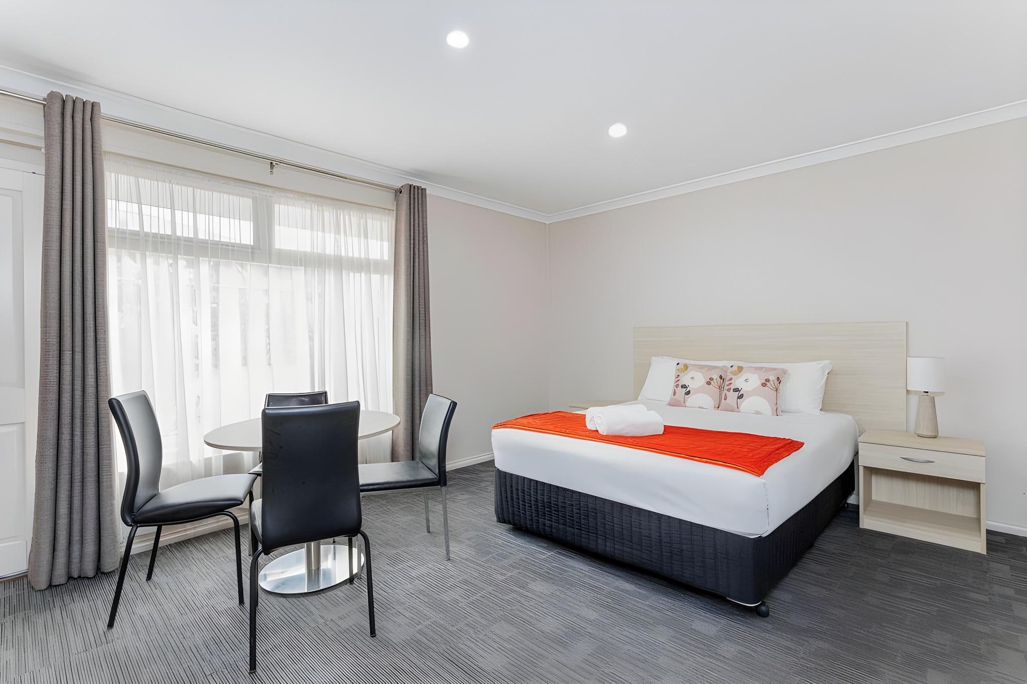 Spa, Executive, Family, Suite