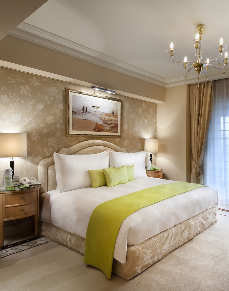 Kempinski Nile Hotel 8/48