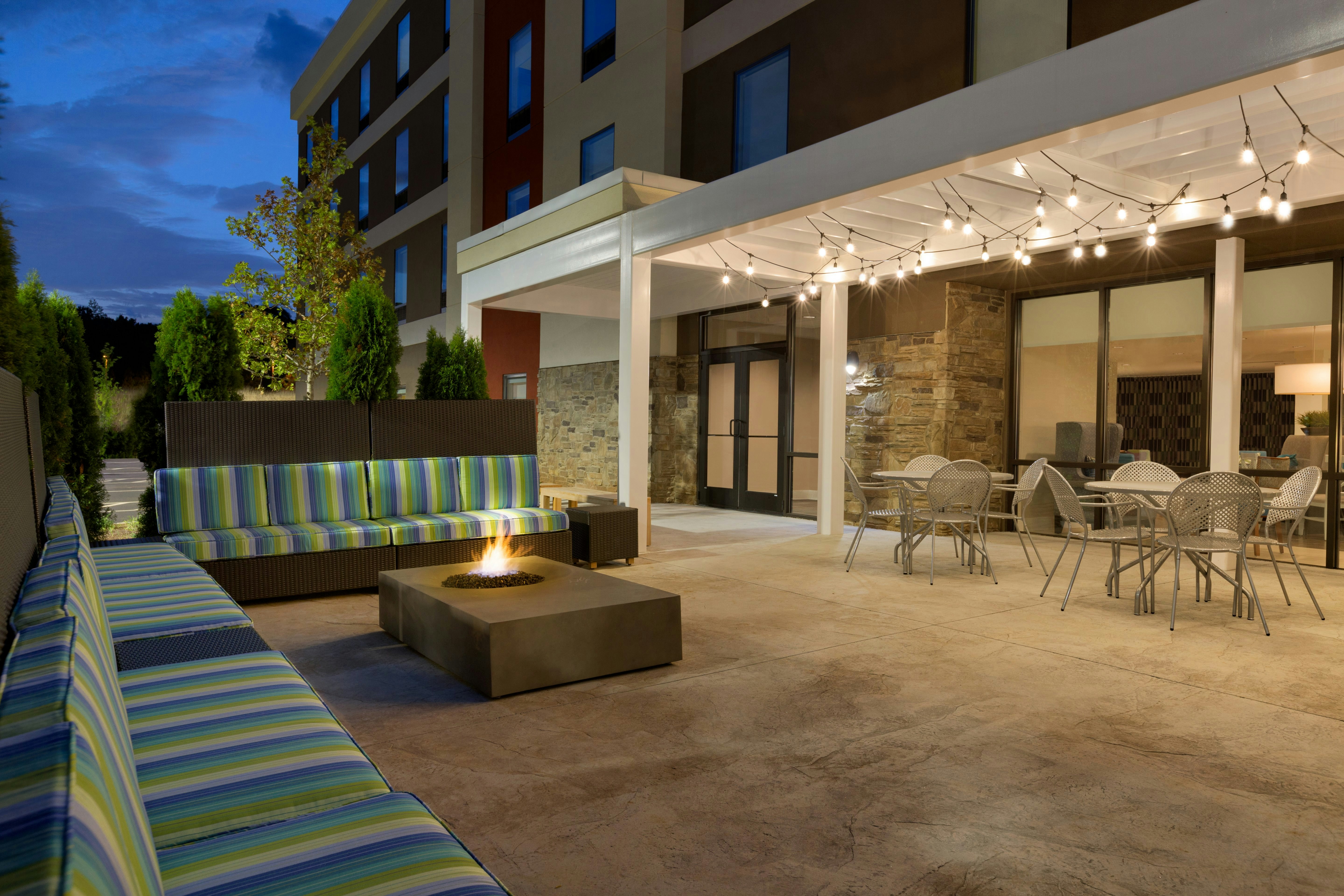 Home2 Suites By Hilton Cartersville 16/17