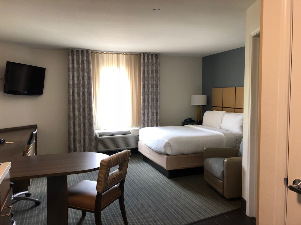 Candlewood Suites Houma 16/42