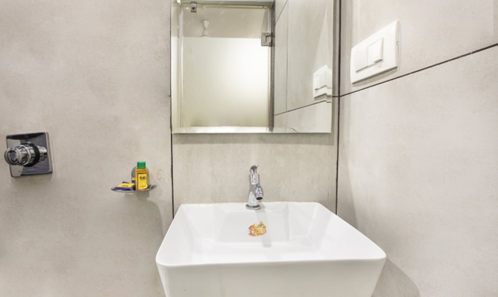 Fabhotel Marol Metro Andheri East 22/22