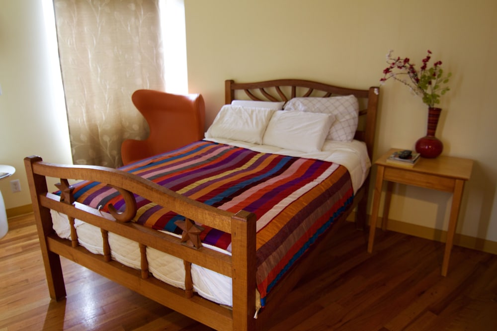 Qupqugiaq Inn 31/61