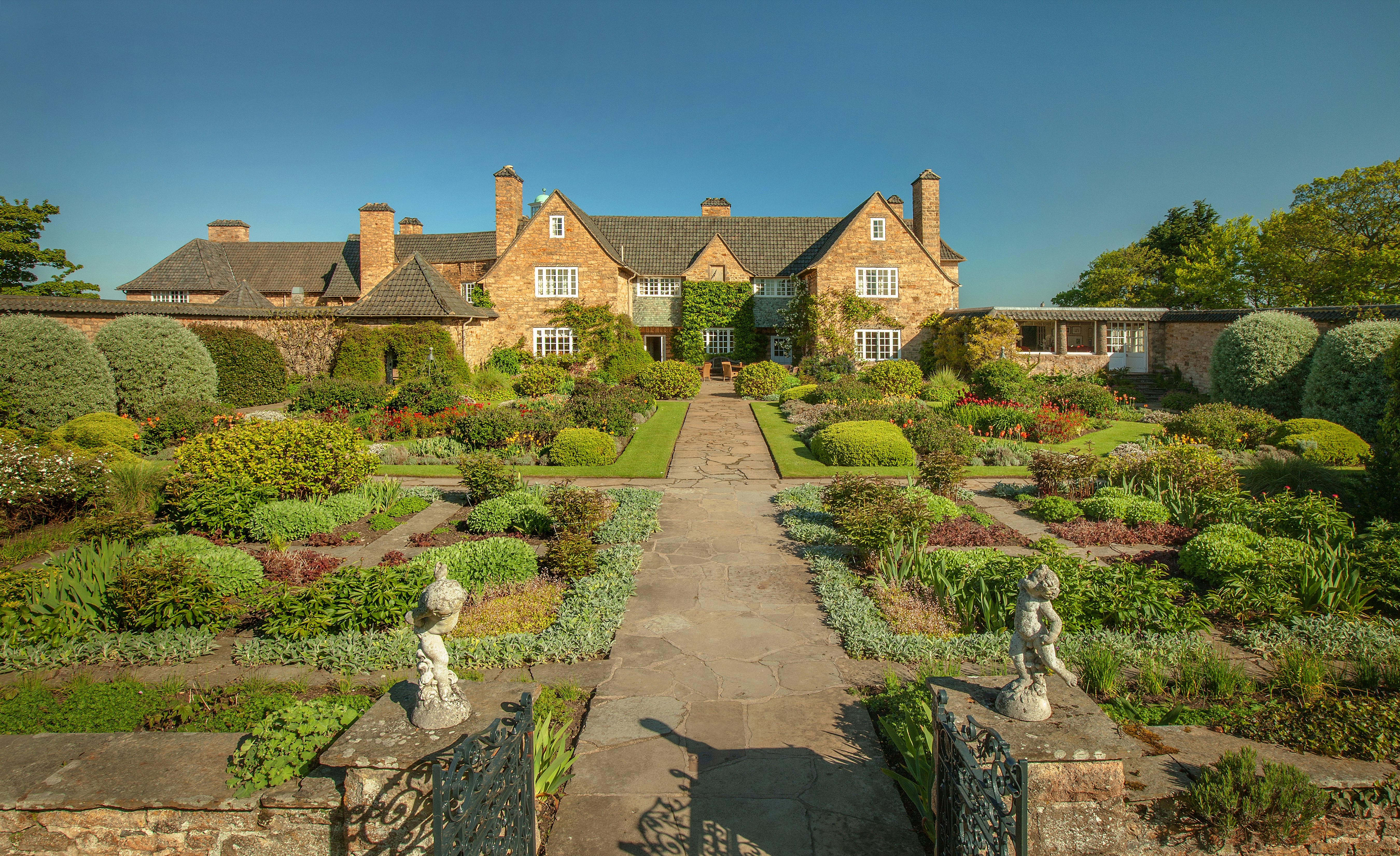 Greywalls Hotel and Chez Roux 45/61