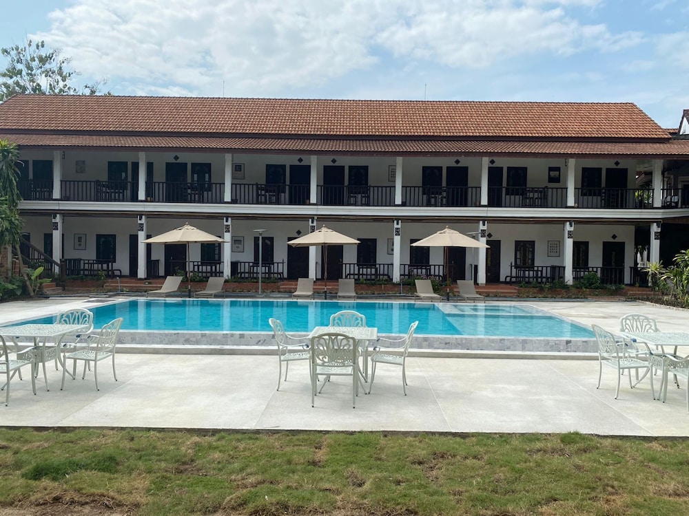 Vangsavath Hotel 4/81