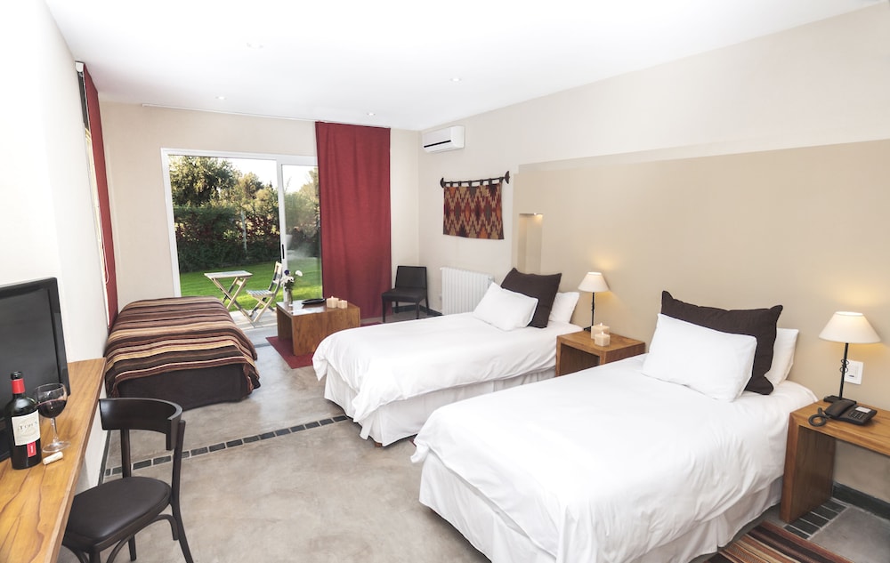 VILLA MANSA WINE HOTEL 12/64