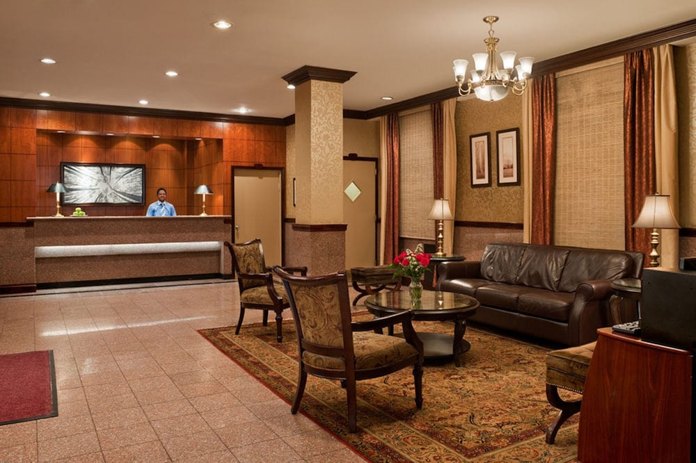 NEWTON HOTEL 22/37