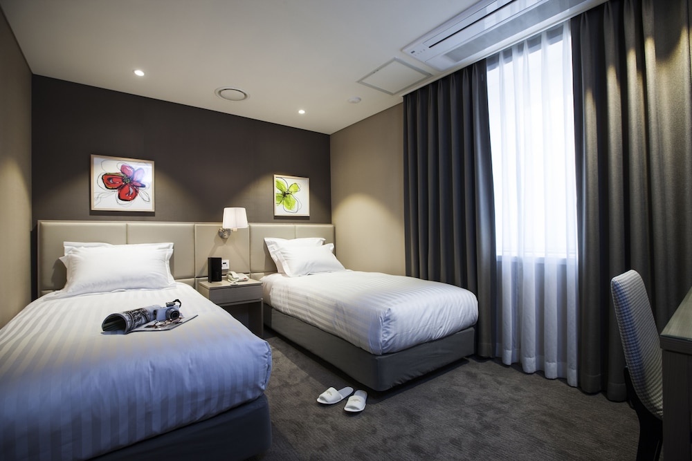 STANDARD, TWIN BEDS