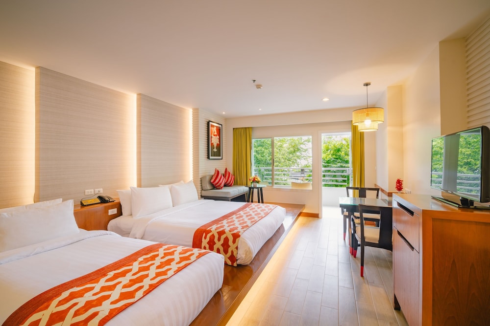 The Royal Paradise Hotel & Spa 18/75