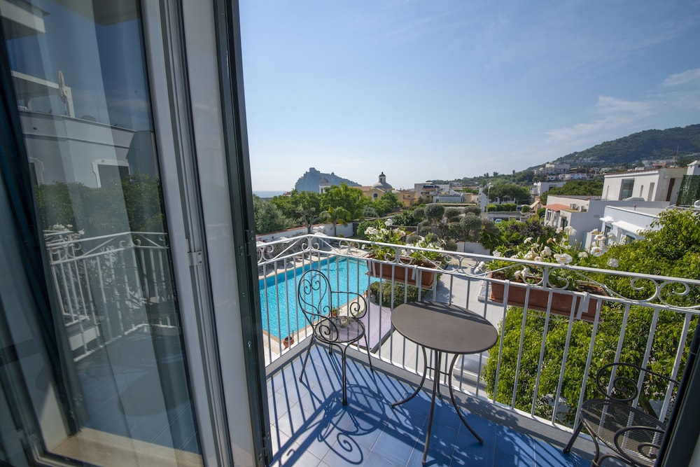 VILLA DURRUELI RESORT SPA photo2