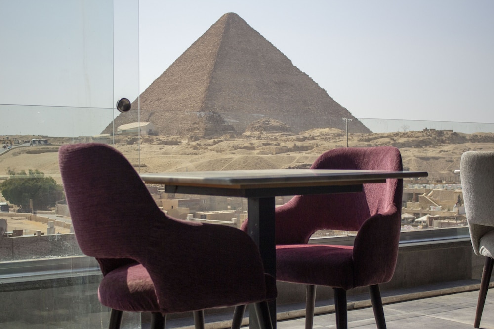 Marvel Stone Hotel 33/38