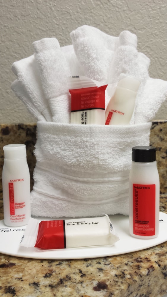 Quality Inn & Suites Caldwell I-77 14/28